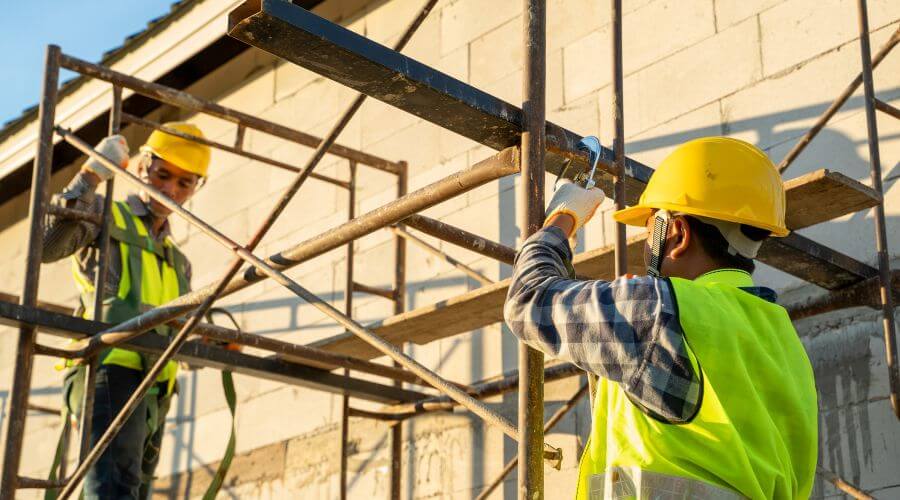 Professional residential roofers in Huntsville, TX